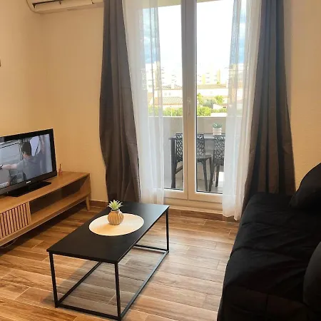 Joli 28m2 A 300m De La דירה