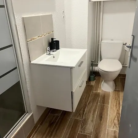 Joli 28m2 A 300m De La דירה